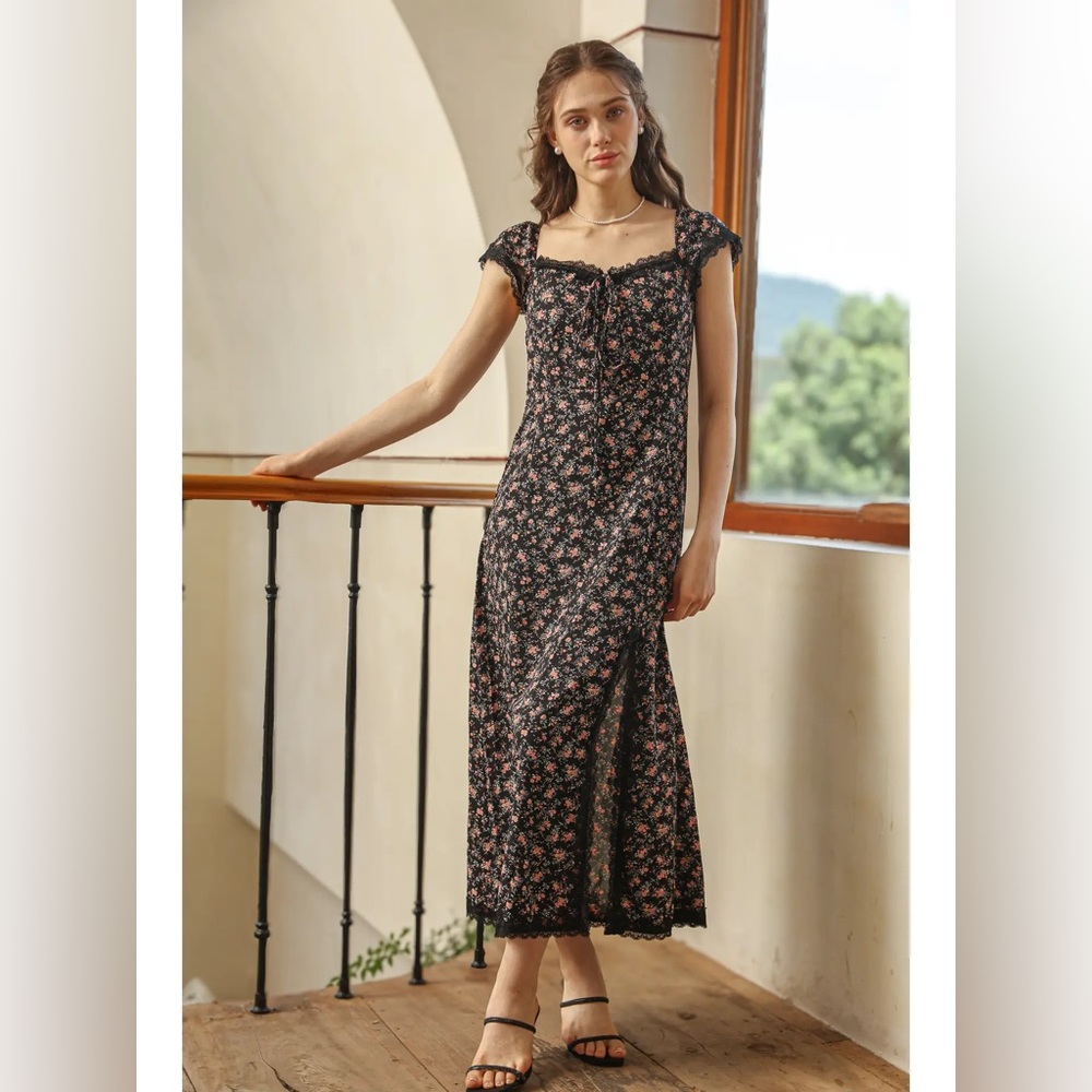 Rosie Posie Vintage Floral Midi Dress with Lace Detailing NWT size large - Picture 4 of 4
